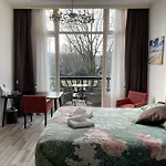 Plato By Hofstad Studio\'S